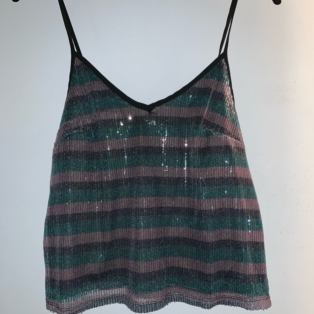 Sequin cropped tank top. Pink, green and black.